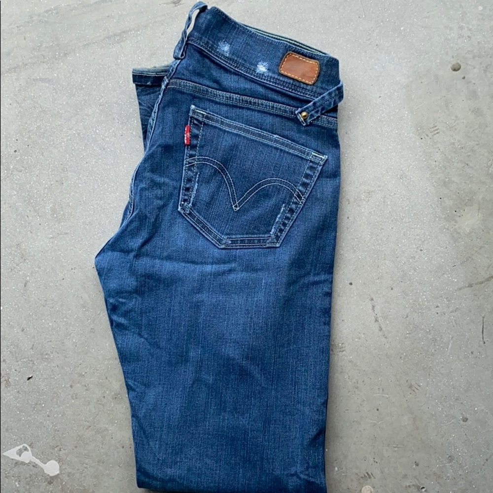 Levi jeans